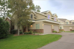 189 Cobble Creek Town Home On Skill Hill Road